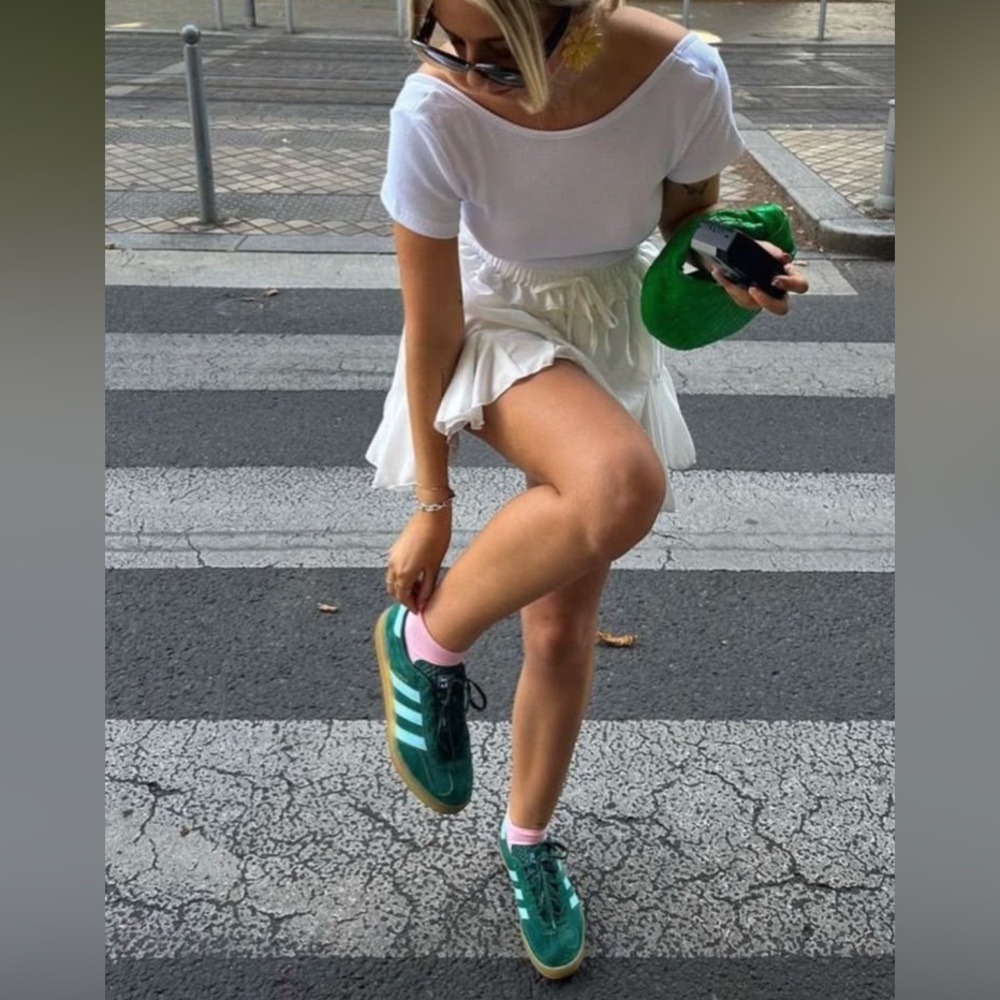 Adidas Gazelle women’s shoes in white and Green 6